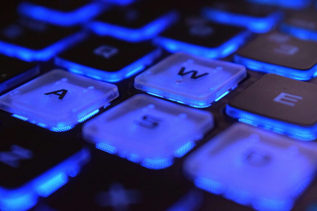 Harsh Rhzf5te L O Unsplash